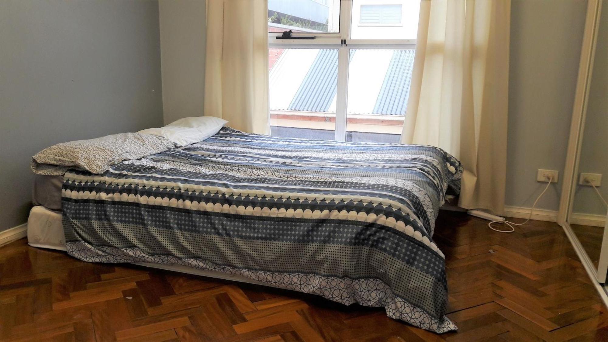 Abbotsford Private Rooms & Pods - 15 Charles Homestay Мелбърн Екстериор снимка