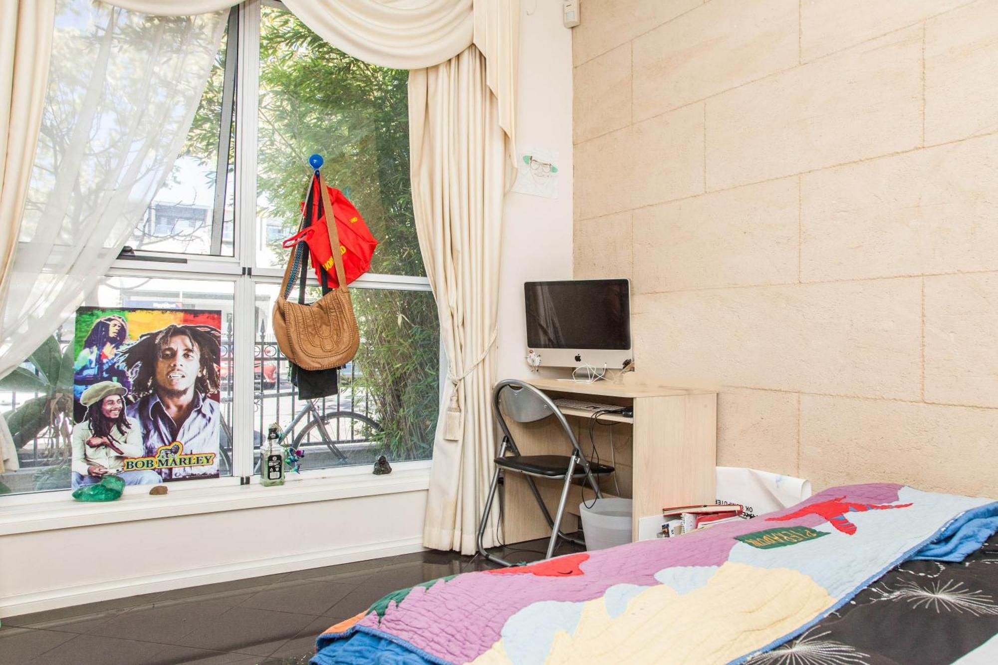 Abbotsford Private Rooms & Pods - 15 Charles Homestay Мелбърн Екстериор снимка